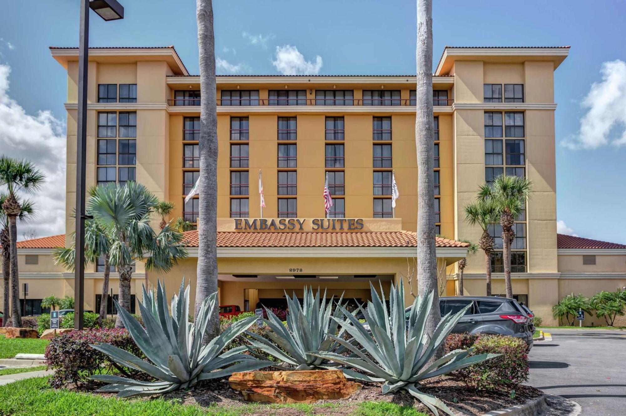 Hotel Embassy By Hilton Orlando International Drive Convention Center 3*