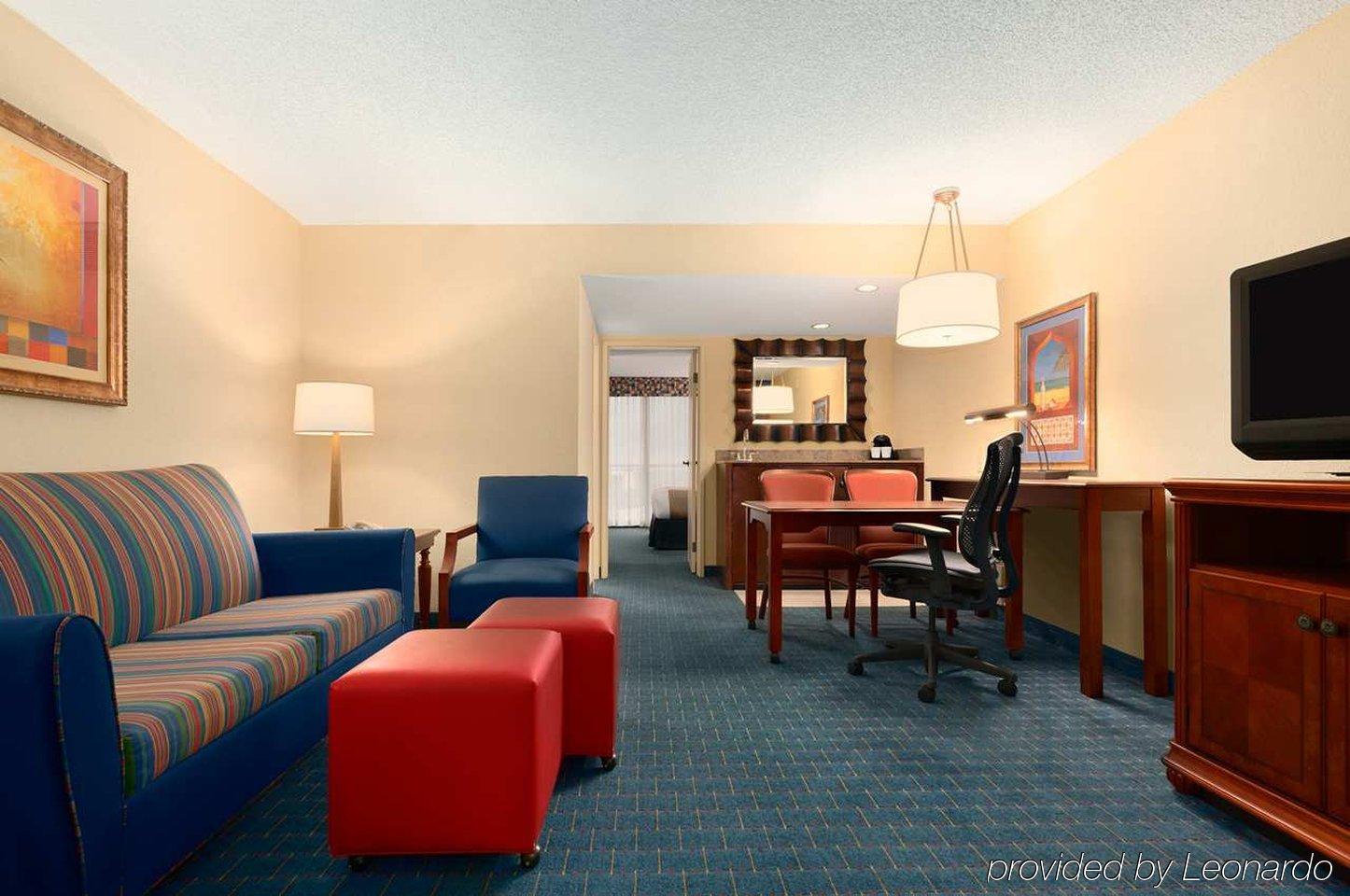 Embassy By Hilton Orlando International Drive Convention Center Hotel 3*