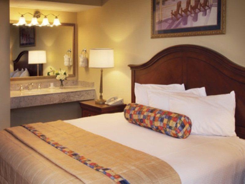 Hotel Embassy By Hilton Orlando International Drive Convention Center