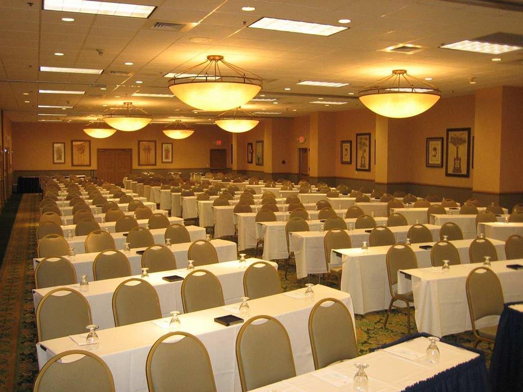 Embassy By Hilton Orlando International Drive Convention Center Hotel 3*